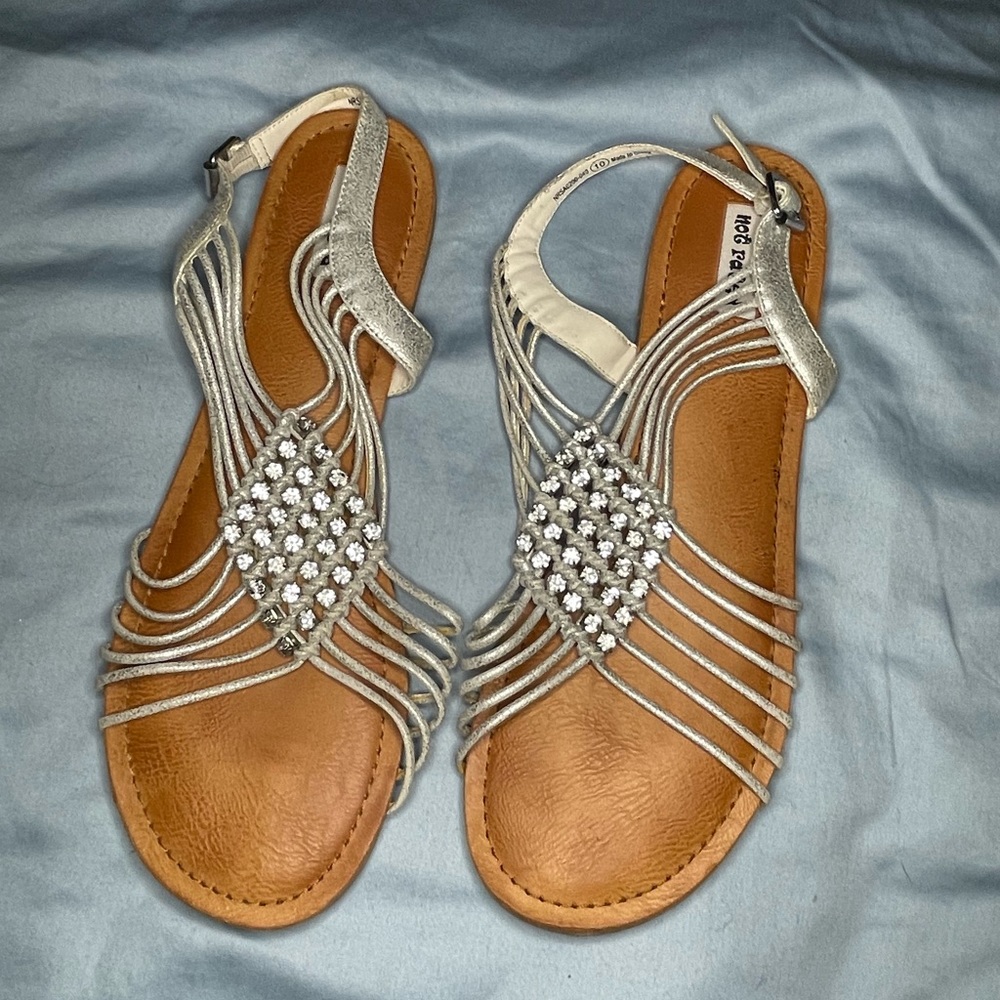 Silver blingy Not Rated sandals size 10
